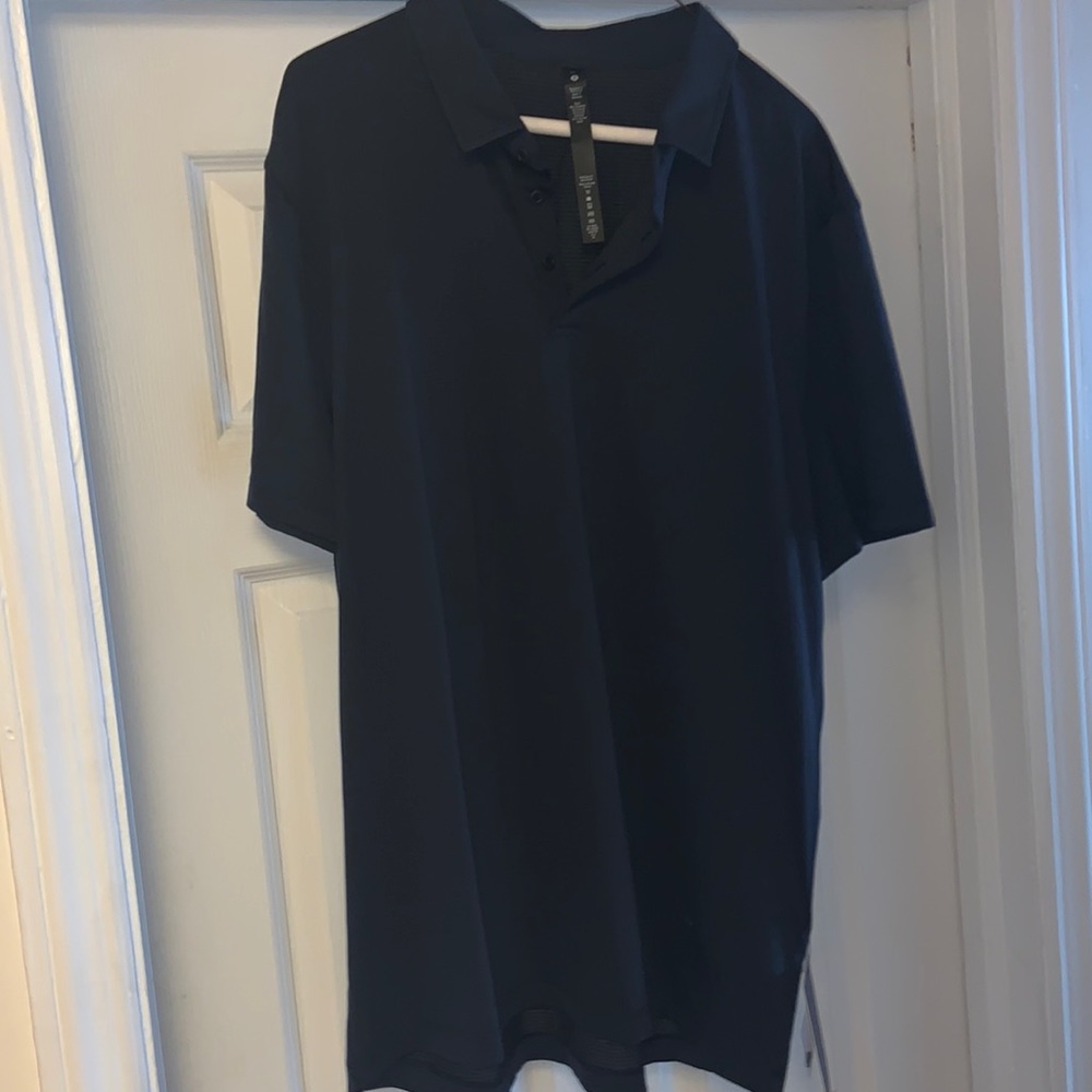 XL Men’s revolution black lululemon polo